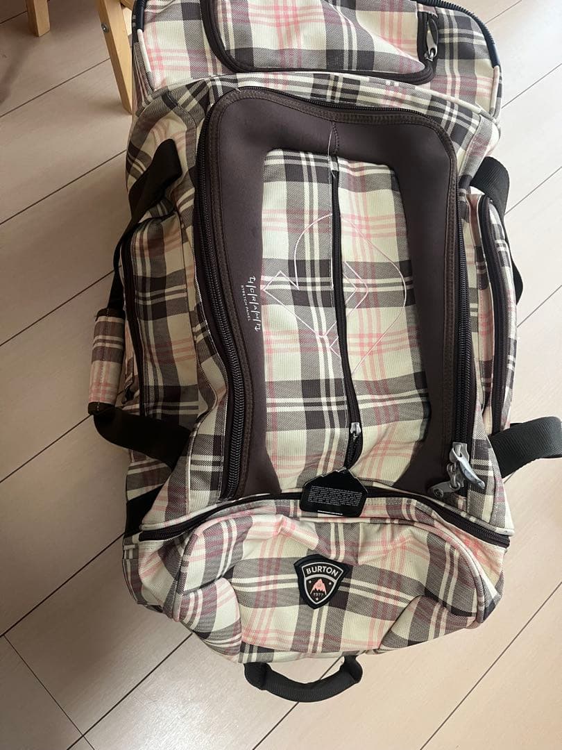 BURTON チェック柄 スノーボードバッグ 2輪 キャリーバッグ