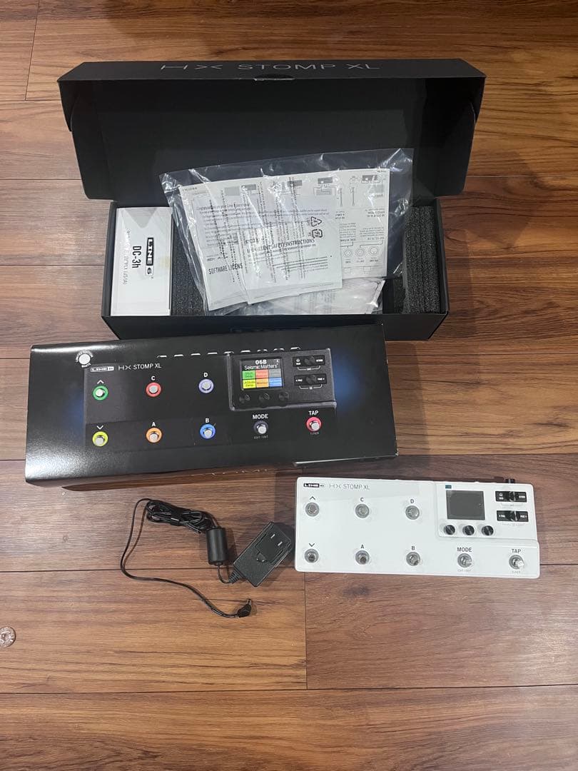Line 6 HX Stomp XL 限定カラーホワイト仕様