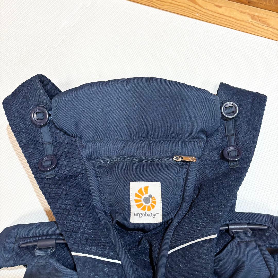 【美品】ergobaby 抱っこ紐 オムニブリーズ ミッドナイトブルー