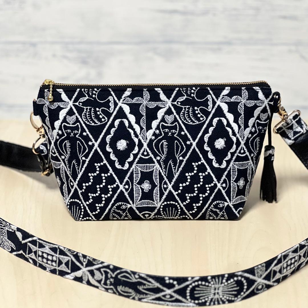 専用　ミナペルホネン symphonyショルダーバッグとストラップ