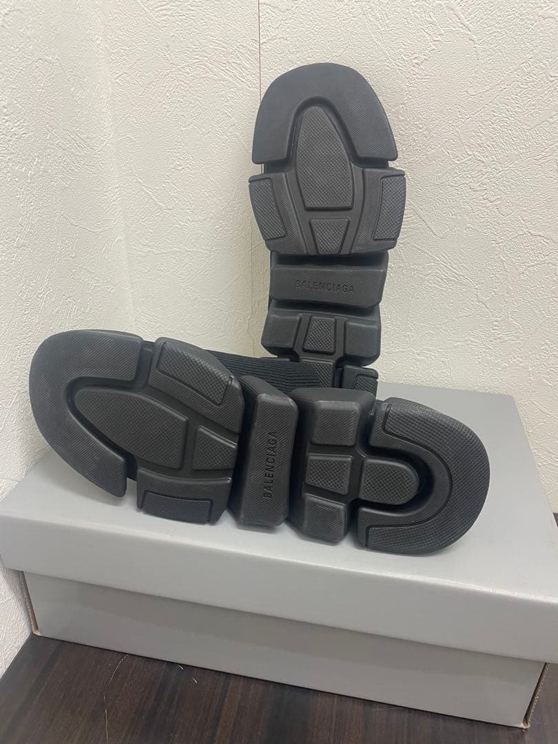 BALENCIAGA ブラック スリッポンサンダル