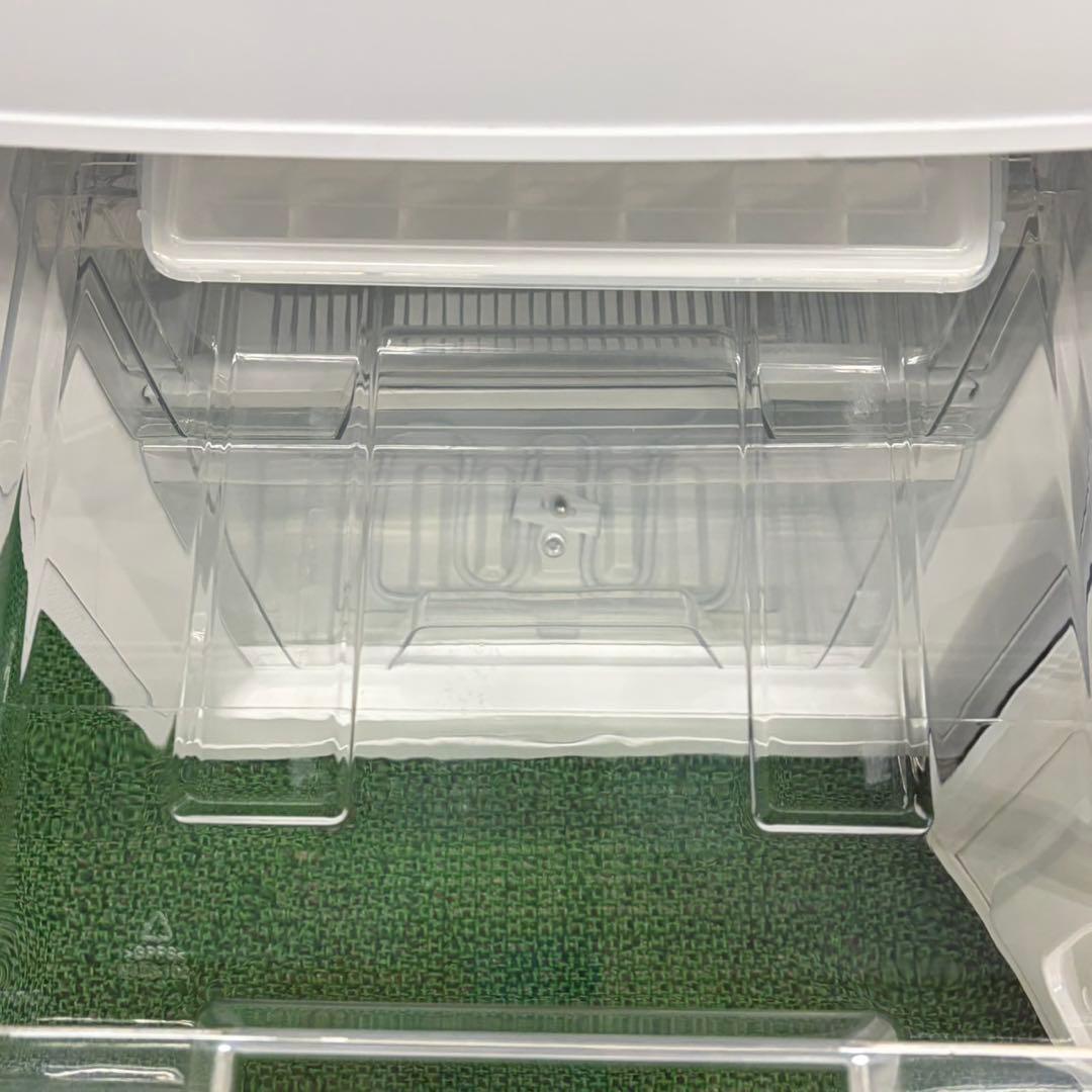 693 ホワイトカラー　冷蔵庫　小型　洗濯機　一人暮らし　極美品　半年保証付き