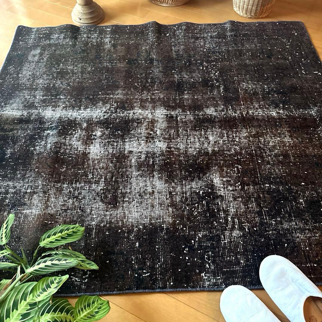 109.5×124 レアこげ茶ブラック　オーバーダイ　トルコヴィンテージラグ