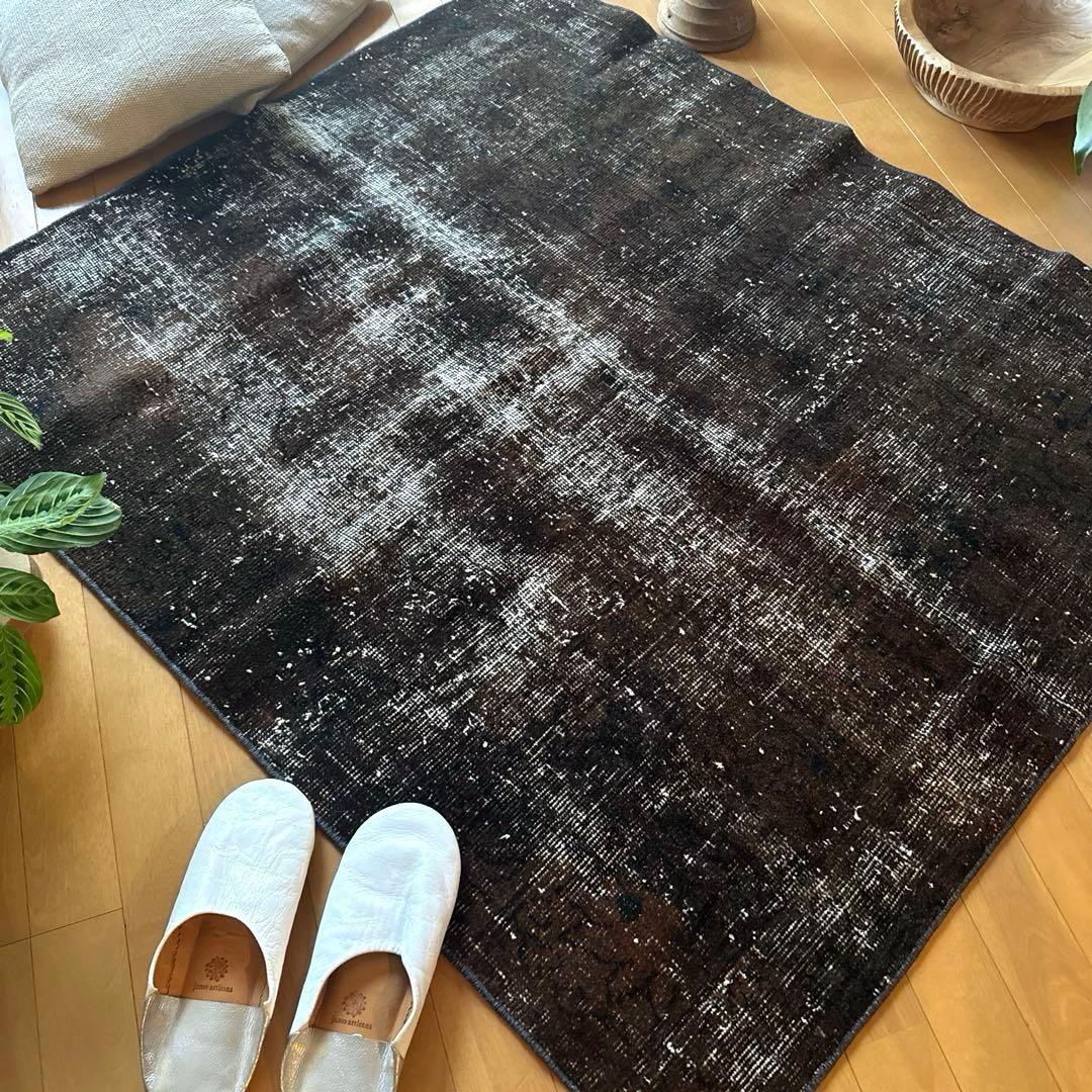 109.5×124 レアこげ茶ブラック　オーバーダイ　トルコヴィンテージラグ