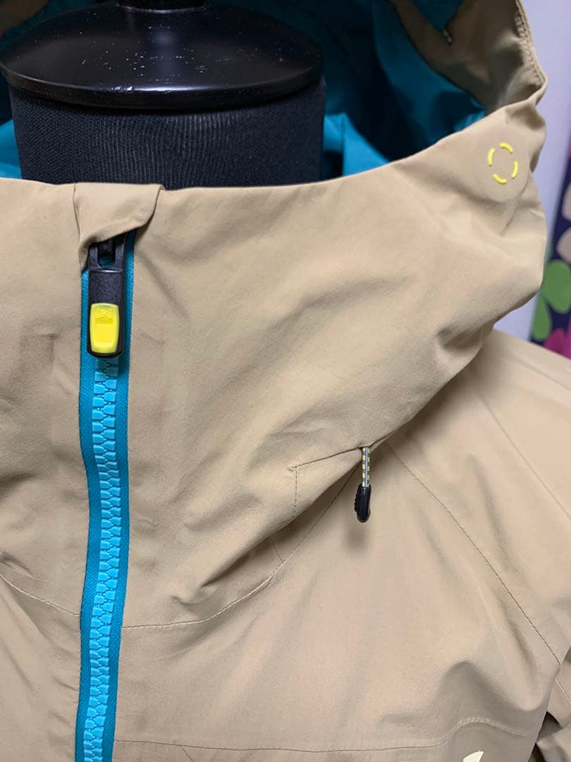 美品BURTON ak gore-tax Jacket