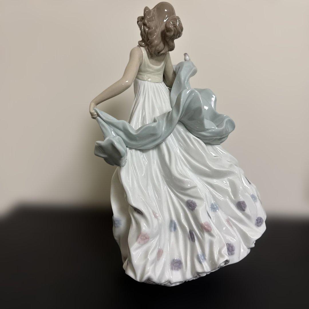 (整理番号228)LLADRO リヤドロ フィギュリン 夏のセレナーデ