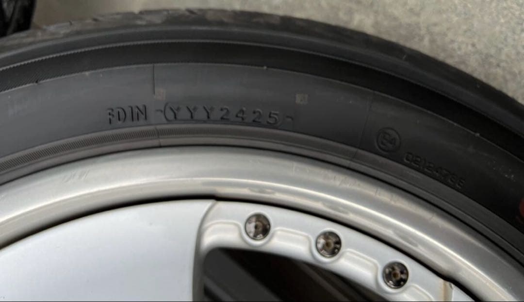 は*な様 RAYS 225/50R18 6穴　139.7 ハイエース　4本セット