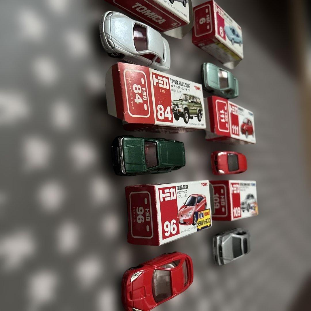 日本製トミカ3個、AEONトミカ5個含む16個セット