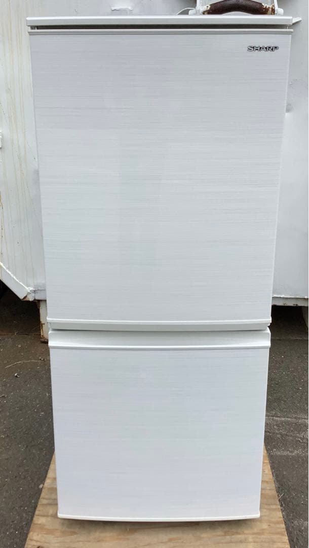ひまわり 19年製 シャープ 2ドア冷蔵庫 SJ-D14F-W 137L