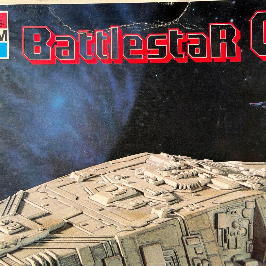 超貴重　モノグラム 宇宙空母　ギャラクティカ