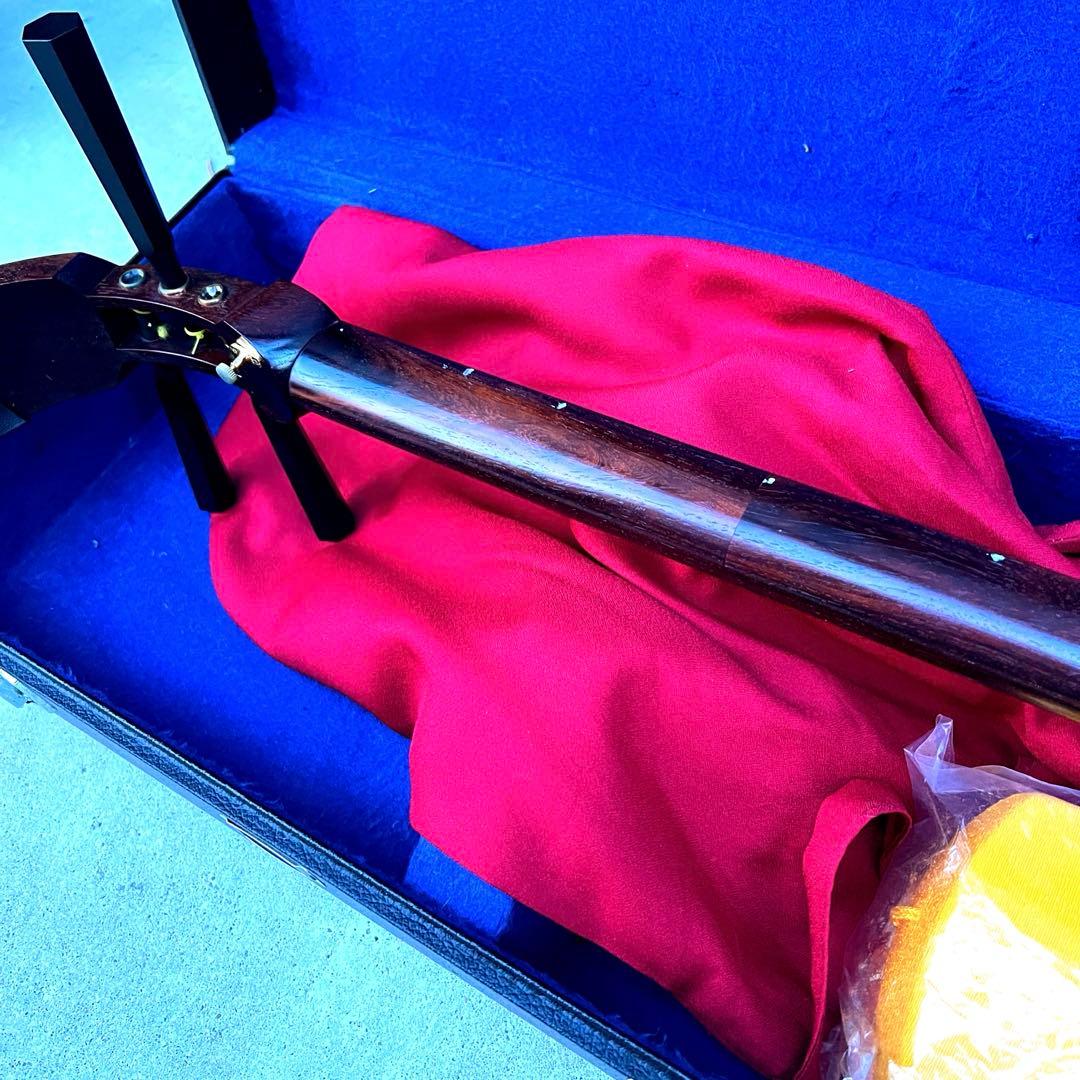 木製 津軽三味線 花柄装飾 ハードケース付属品付き