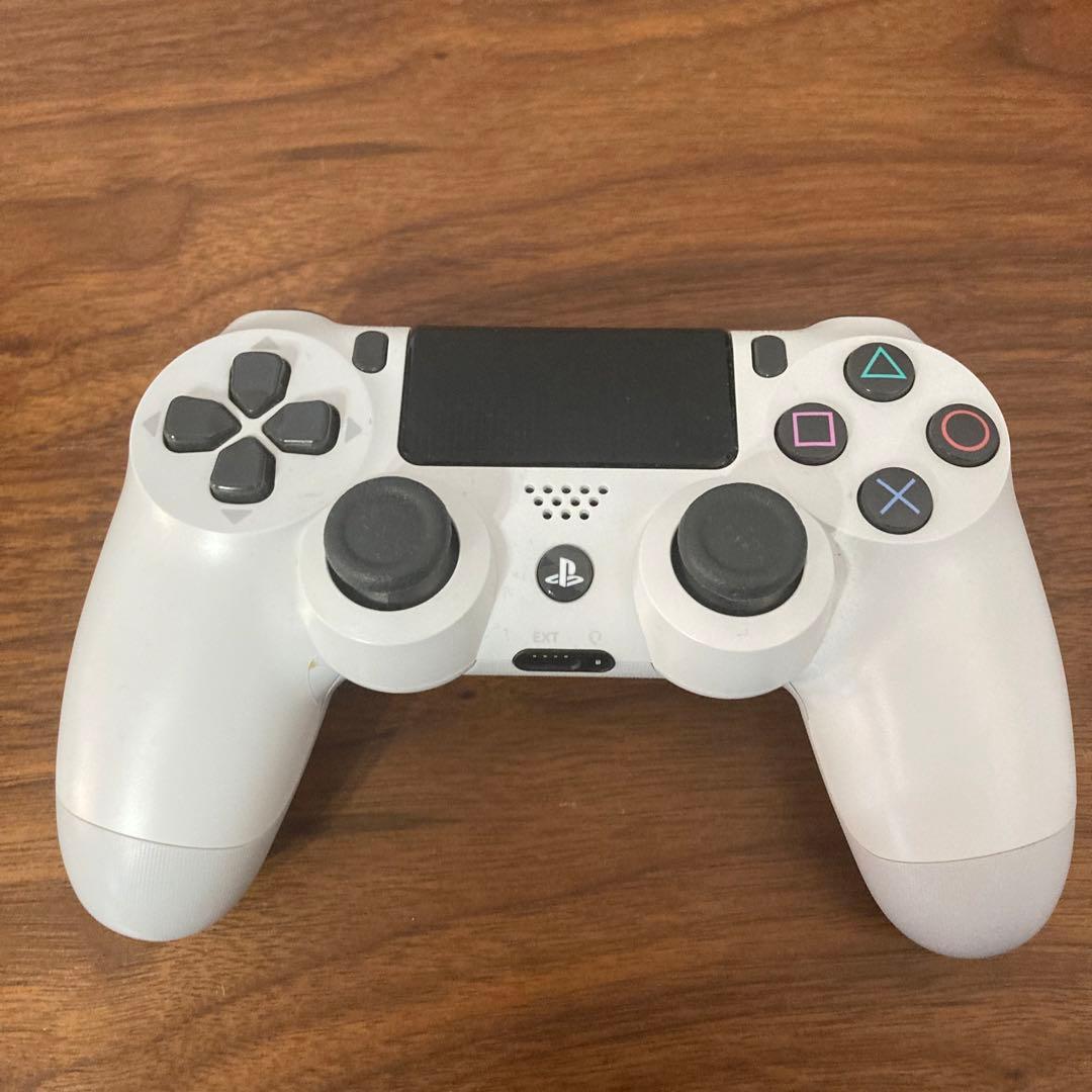 ソニー PS4 ホワイト 500GB CUH-2200A コントローラー2台