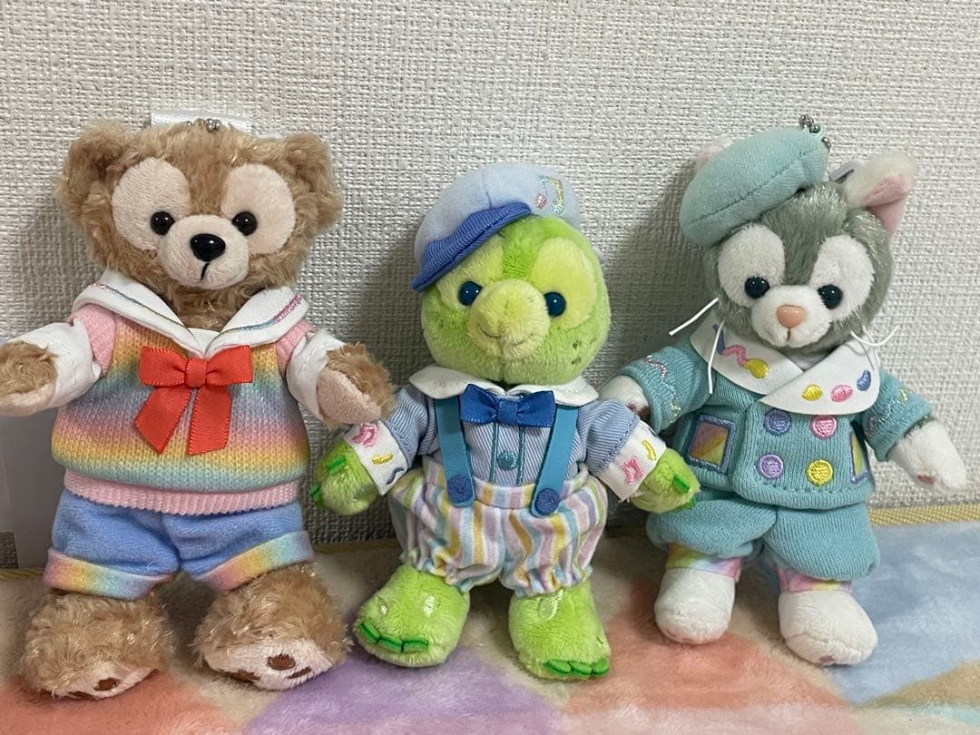 ダッフィー20周年 ぬいぐるみバッジ ７人セット