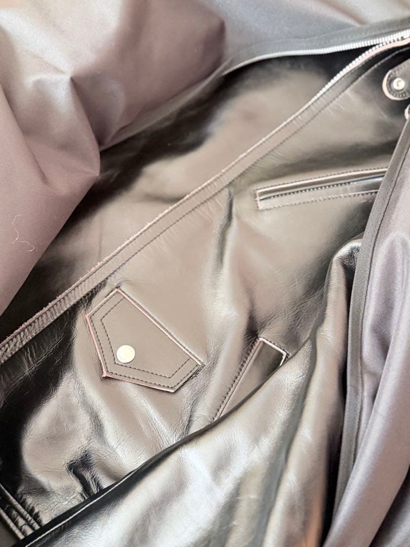 定価30万超⭐︎sacai 2025SS新品レザージャケット 完売品