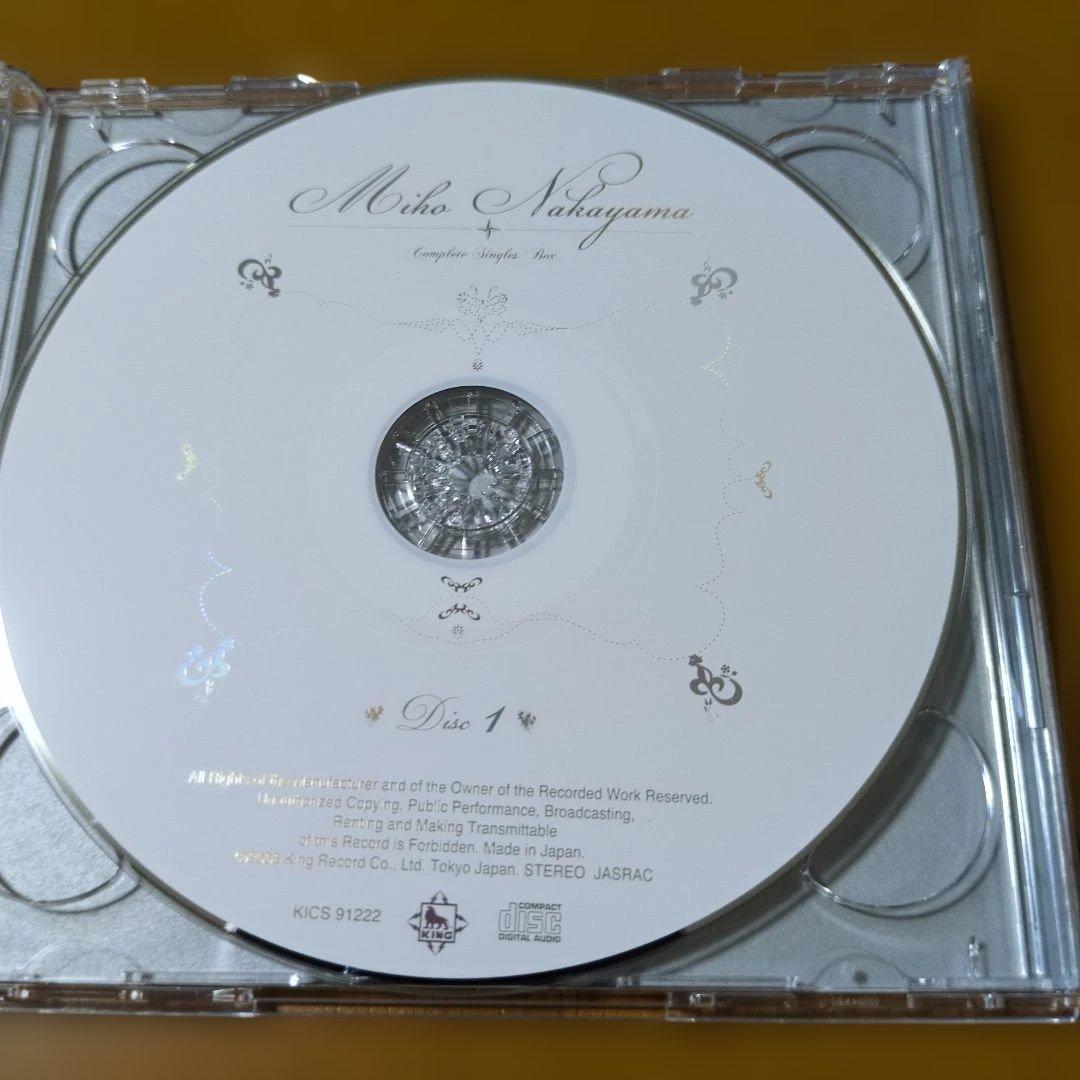 中山美穂 Complete SINGLES BOX 山口百恵ゴールデンアイドル