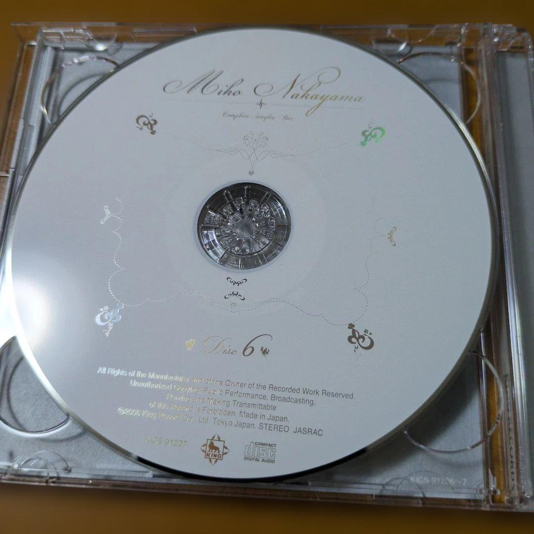 中山美穂 Complete SINGLES BOX 山口百恵ゴールデンアイドル