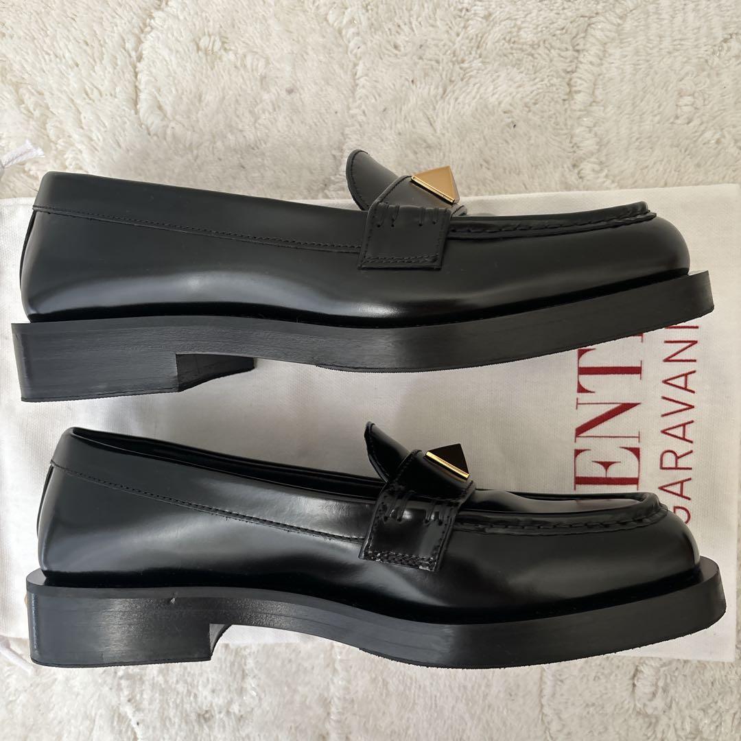 sakuraVALENTINO ヴァレンティノ ワンスタッズ ローファー