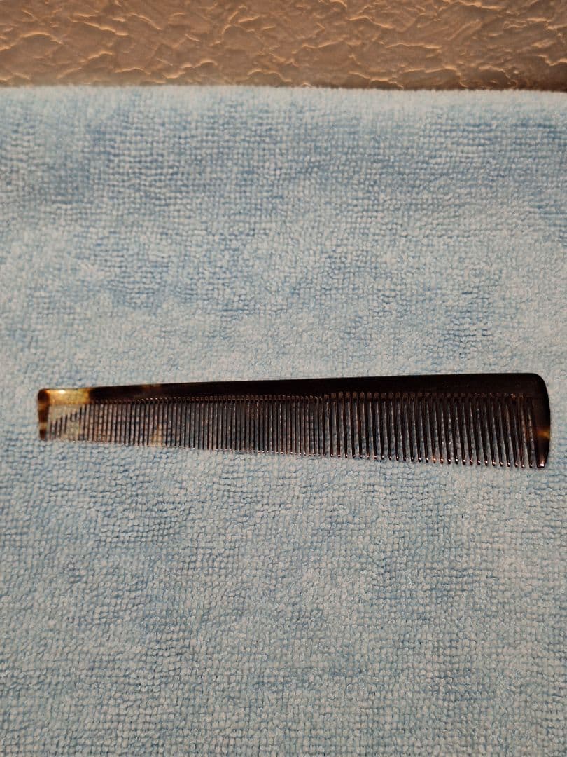美品・理容職人向け本べっ甲櫛・中古品（NO.2）