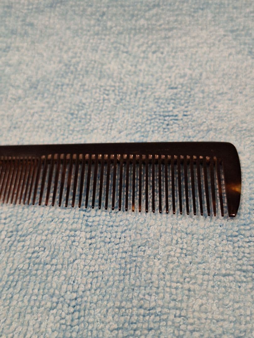 美品・理容職人向け本べっ甲櫛・中古品（NO.2）