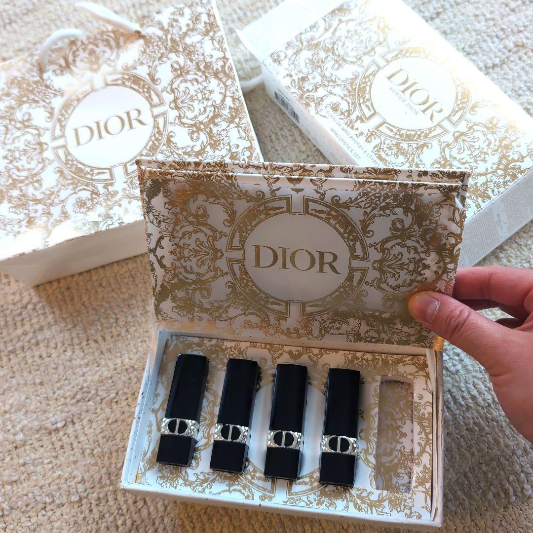 新品!　Diorミニリップスティック1.5g4本セット！----人気色揃い！