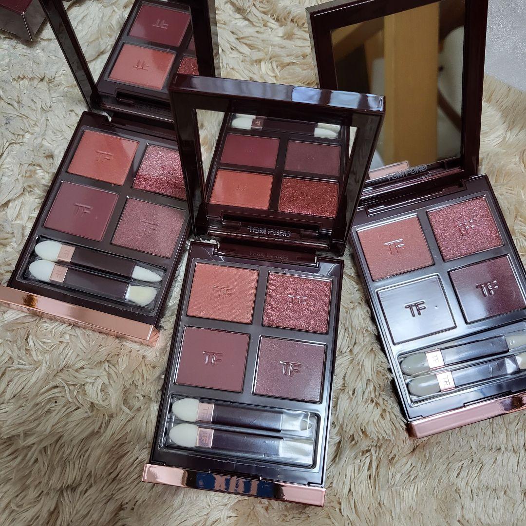 アイシャドウ tom ford