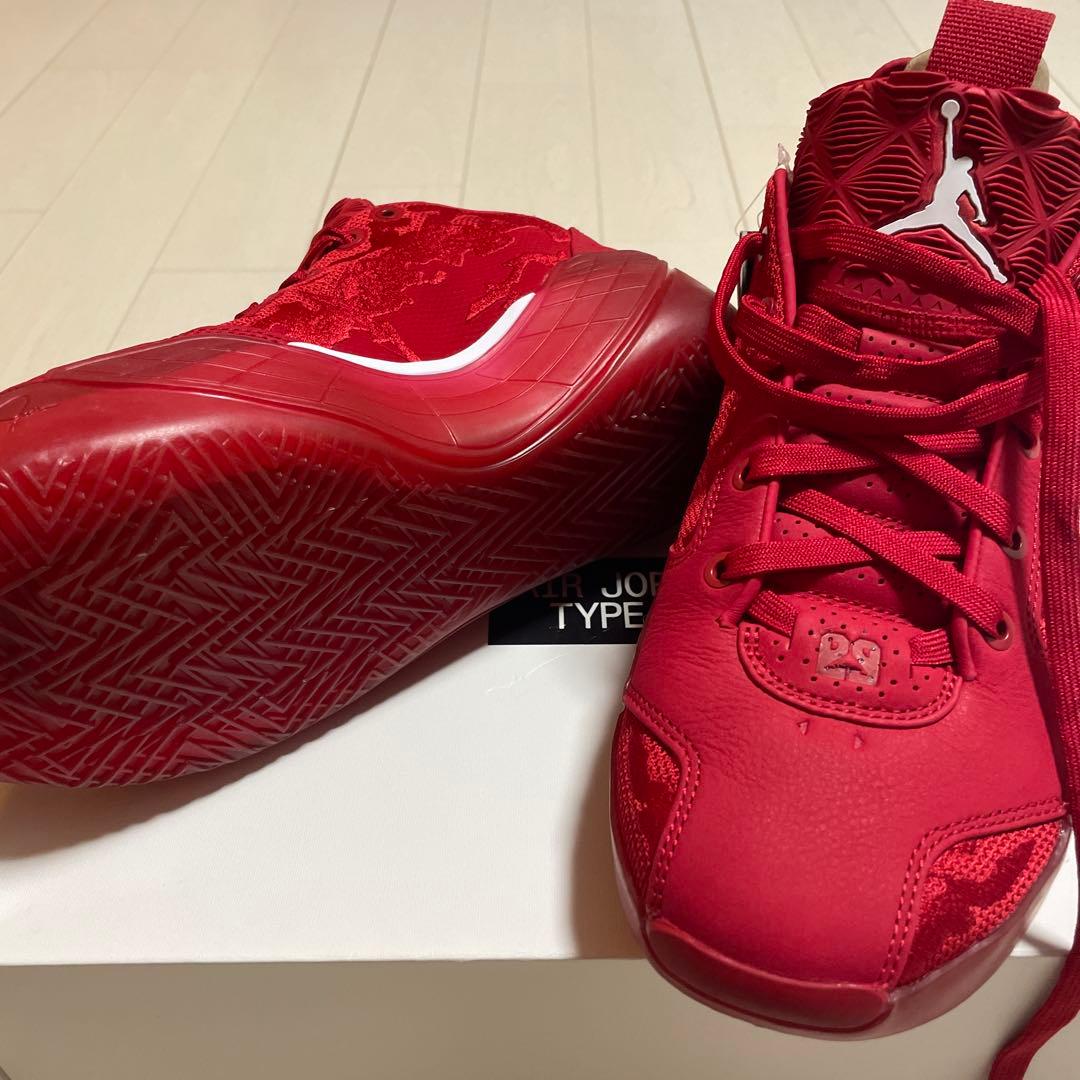エアジョーダンタイプ レッド シューズ