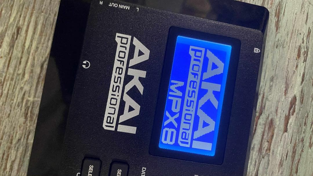 ■ 11月のセール - AKAI MPX8 サンプラー