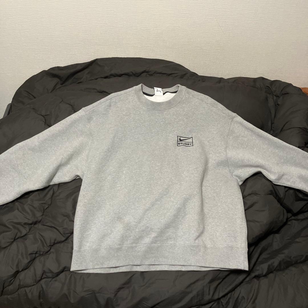 NIKE×ストゥーシーコラボ クルーネック トレーナー ロゴ入り
