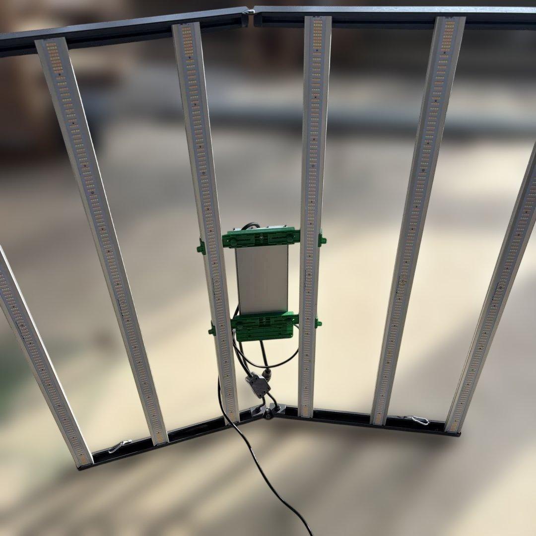 Mars Hydro 植物育成LEDライト　 調光機能付き FC-E6