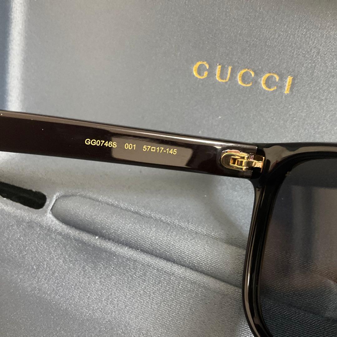 グッチ GUCCI サングラス スクエア　太ブチ　ブラック　金