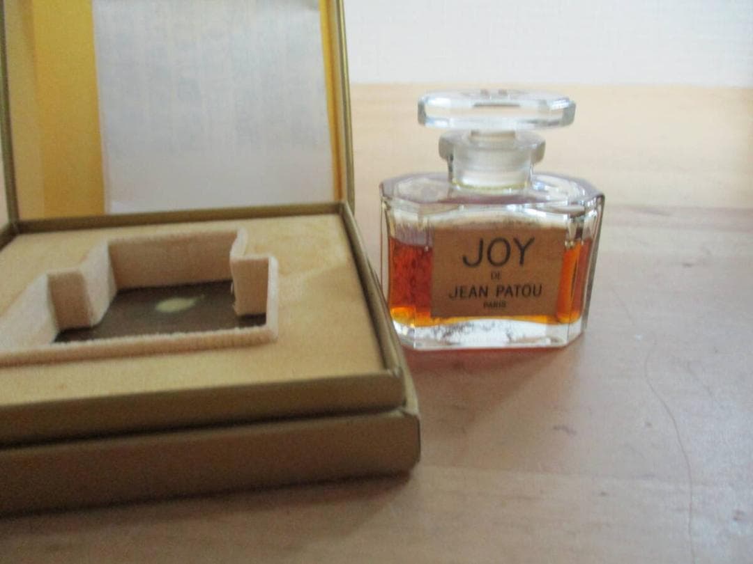 ジャンパトゥ　JOYジョイ　パルファム　オーデジョイ総数２５点未使用品と未開封品