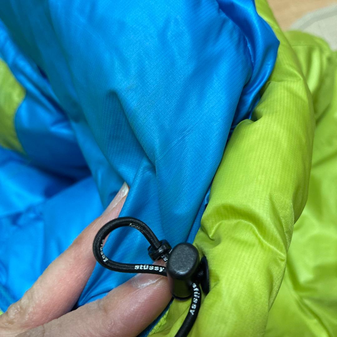 STUSSY ダウンジャケット　ライム