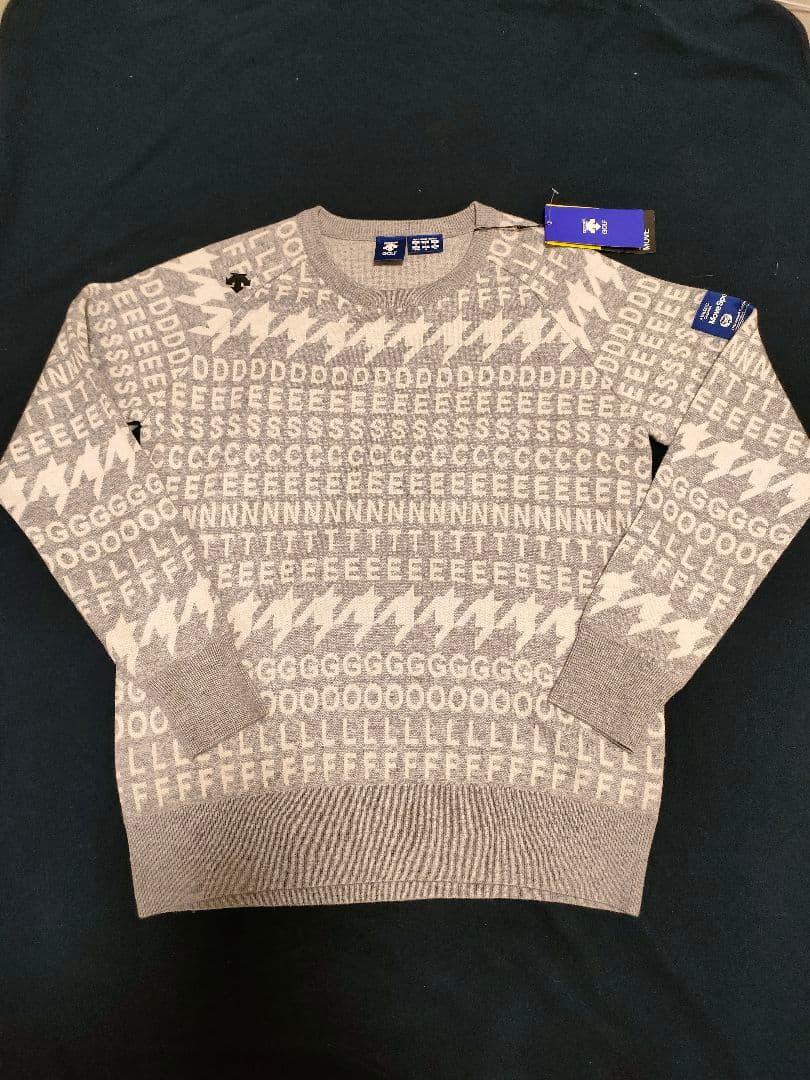 新品　DESCENTE GOLF デサントゴルフ　長袖ゴルフセーター　総柄