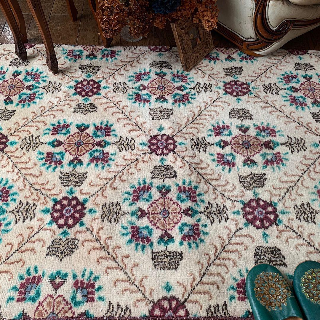 トルコヴィンテージラグ　大判ロング　225×98フラワー　ボルドー　ウール　厚み