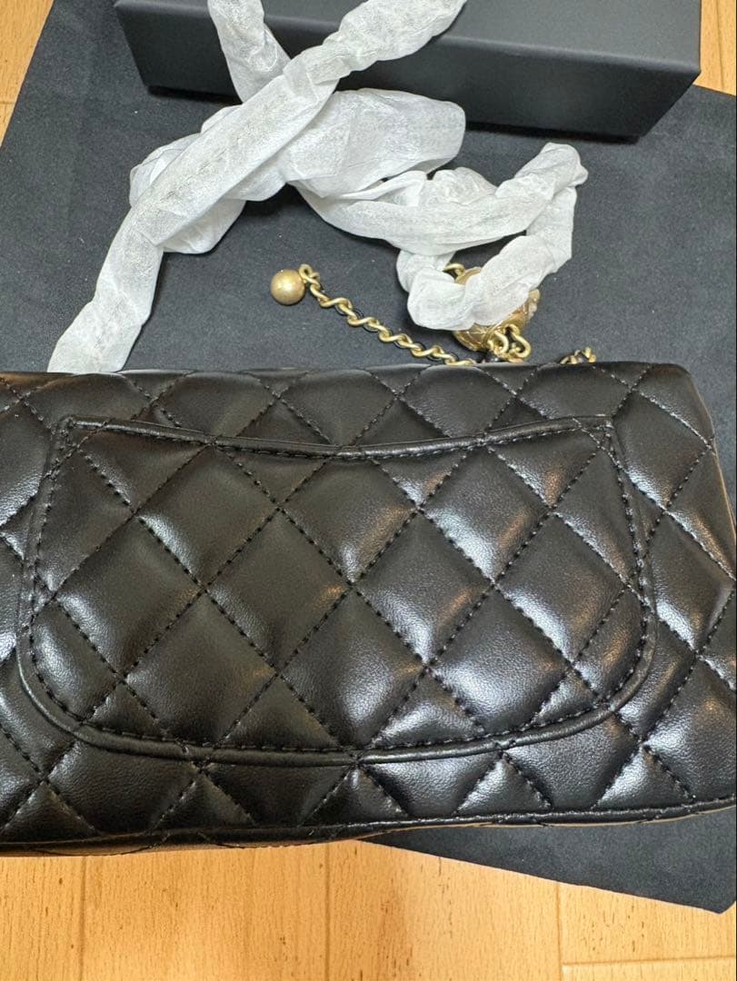 大幅値下げ♪CHANEL MAKEUP キルティングショルダーノベルティ