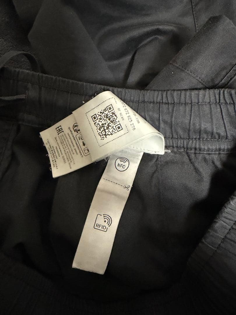 ストーンアイランド ブラックカーゴパンツ W32