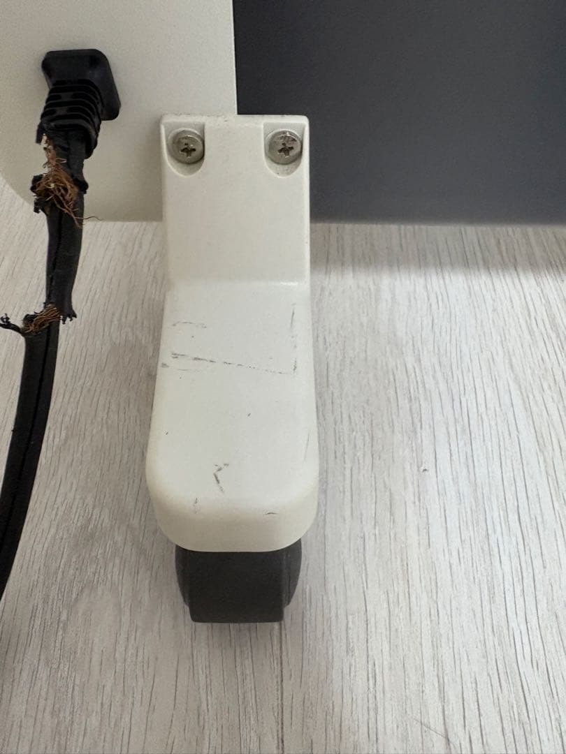 本日限定お値引き‼️サンラメラ600W型 遠赤外線ニューセラミックヒーター