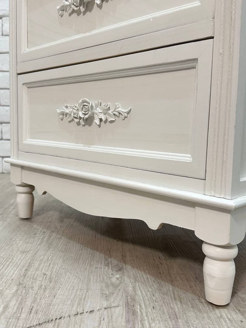 ①【よっしー　】2500円送料こみシャビーシック　アンティーク　チェスト