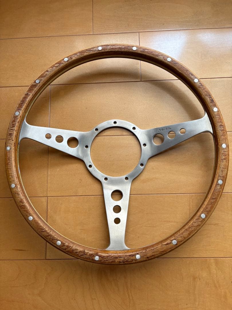 モトリタステアリング（直径35cm）