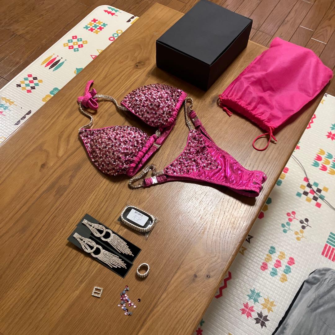 コンテスト競技用ビキニ