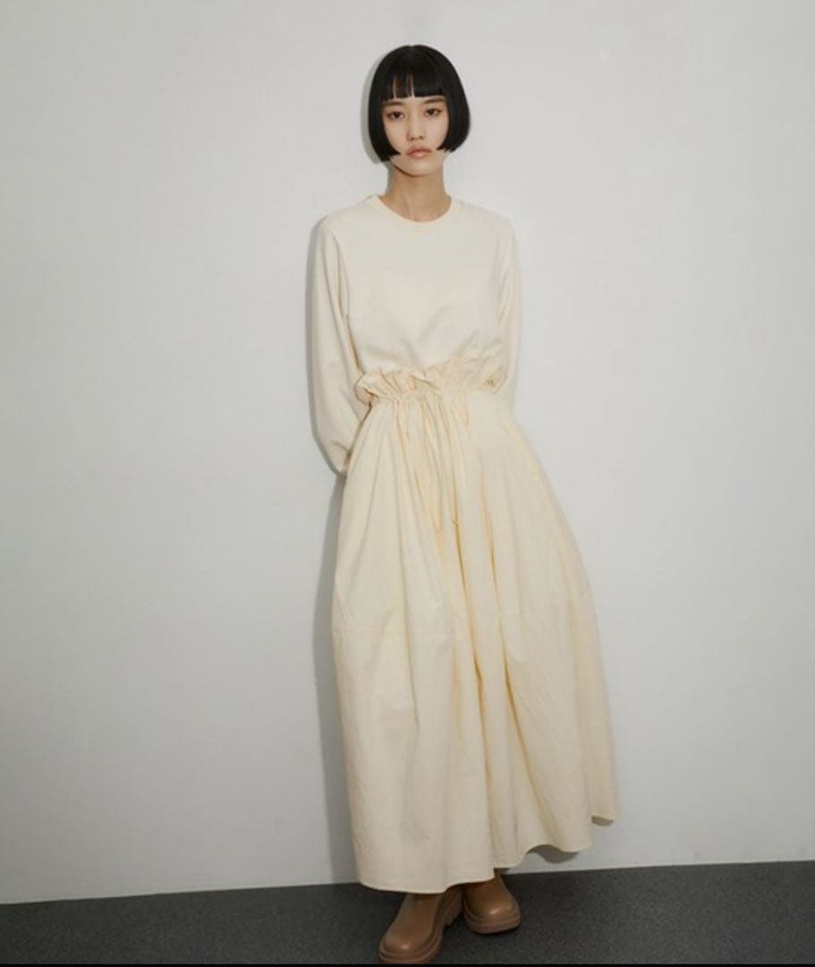 【新品タグ付き】ドロストドッキング裏毛ワンピース アダムエロペ 白ワンピース