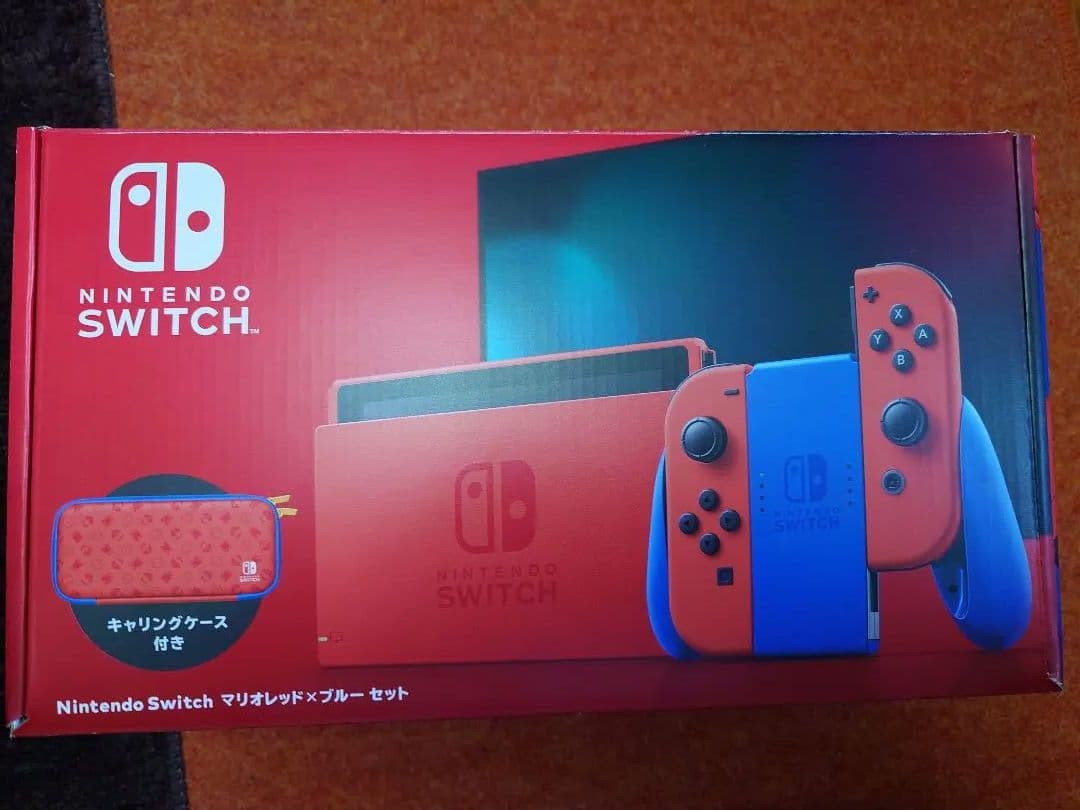 Nintendo Switch マリオカラー 本体と付属品