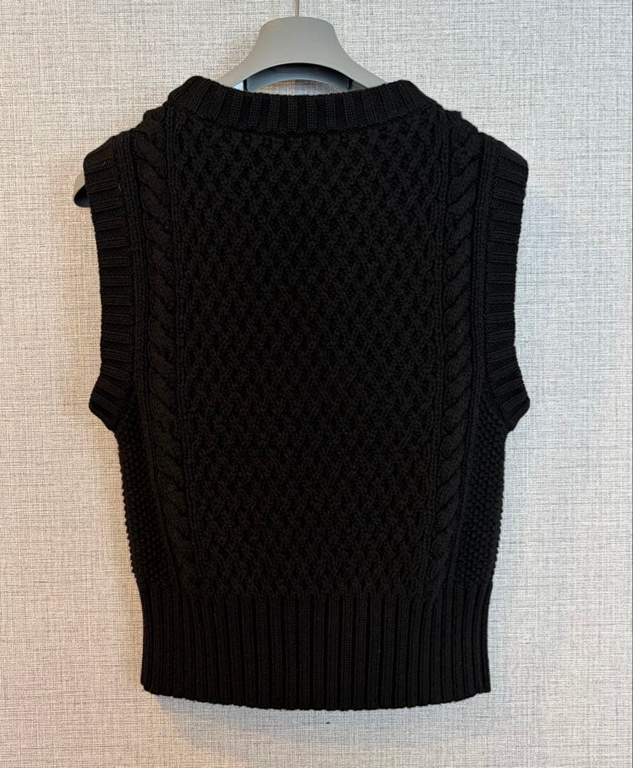美品BLAMINK ブラミンクノースリーブ カシミヤニットベスト 38