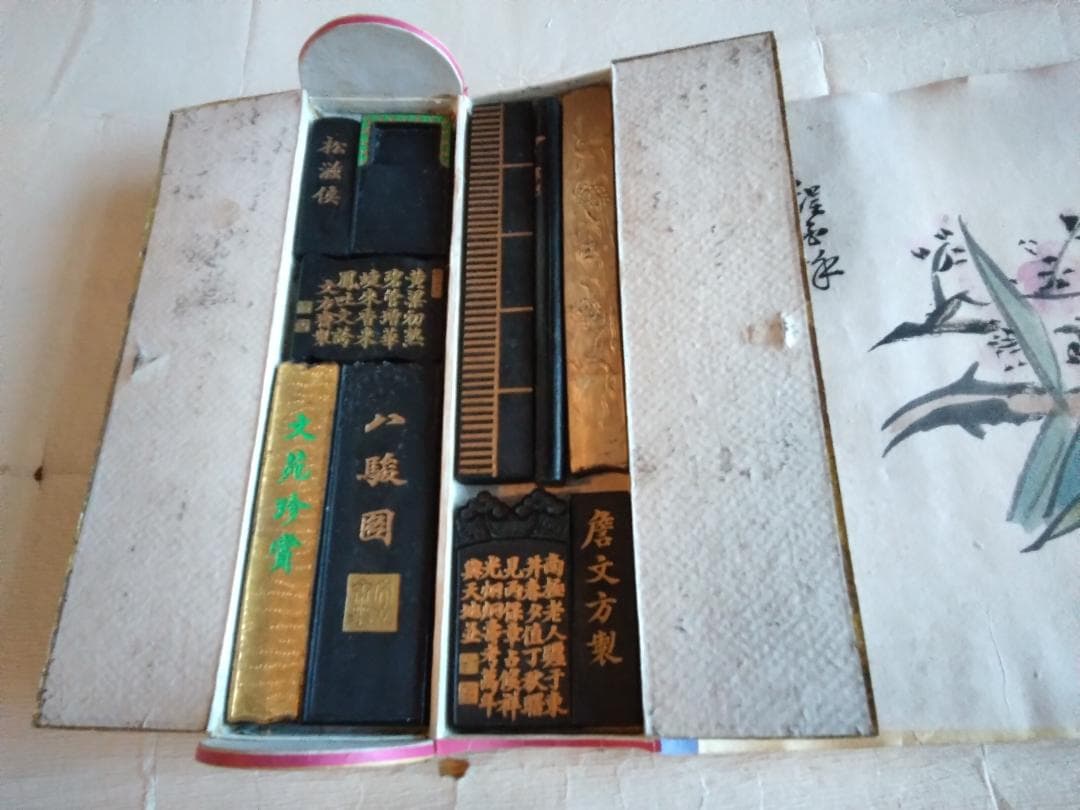 古墨　中国　巻物　書道　松煙墨　唐物　唐墨