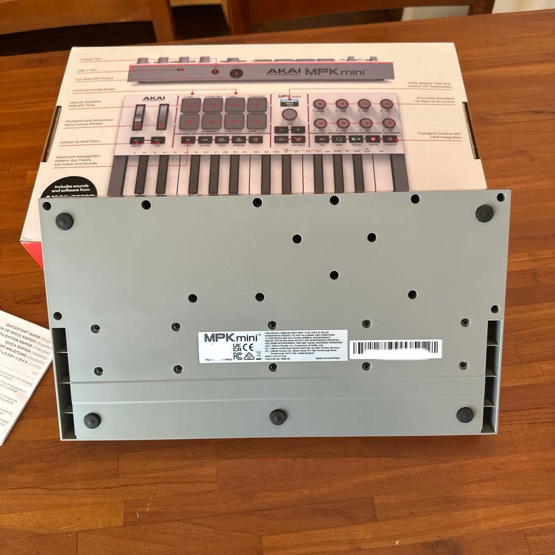 MPK Mini IV Grey MIDIキーボード