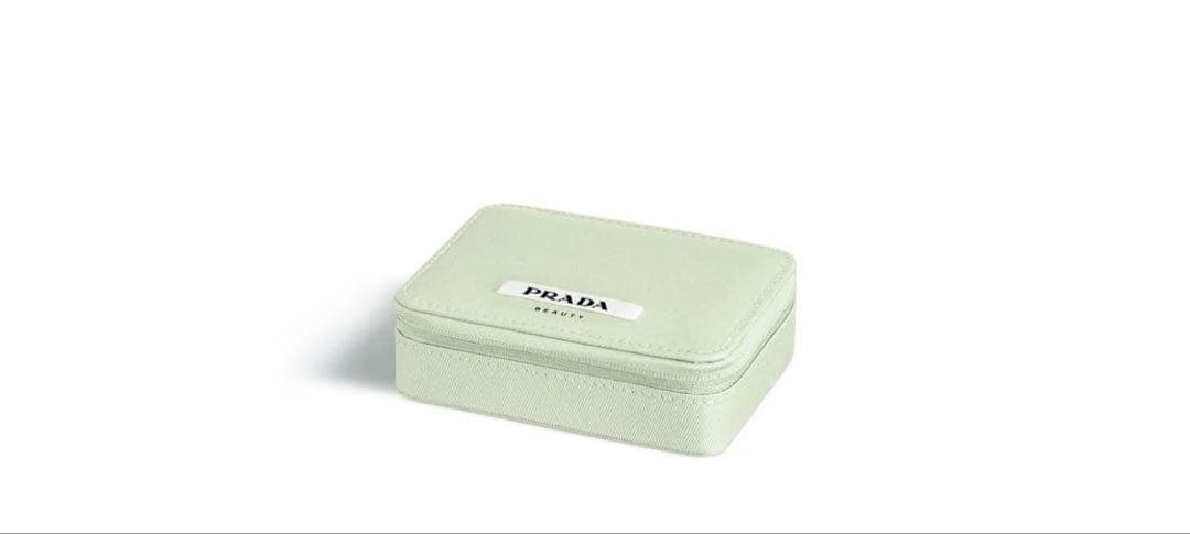 匿名配送PRADA BEAUTYギフトボックスとミントグリーンポーチ・ヘアミスト