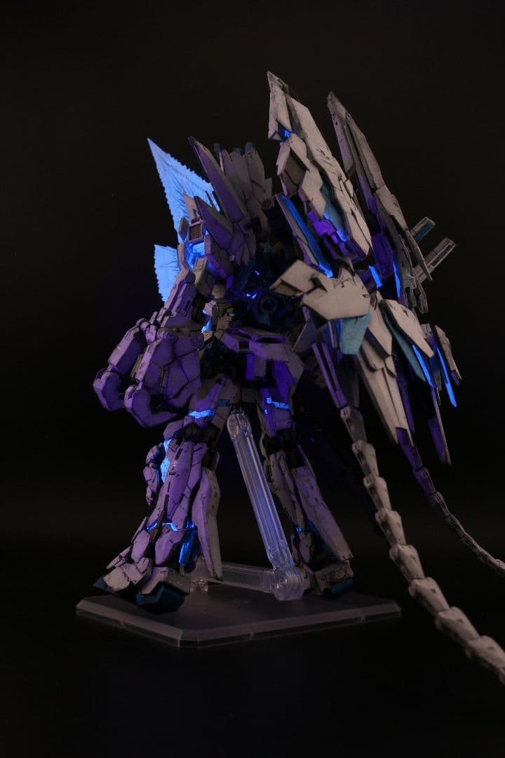 RGユニコーンガンダムペルフェクティビリティ　塗装済み　完成品