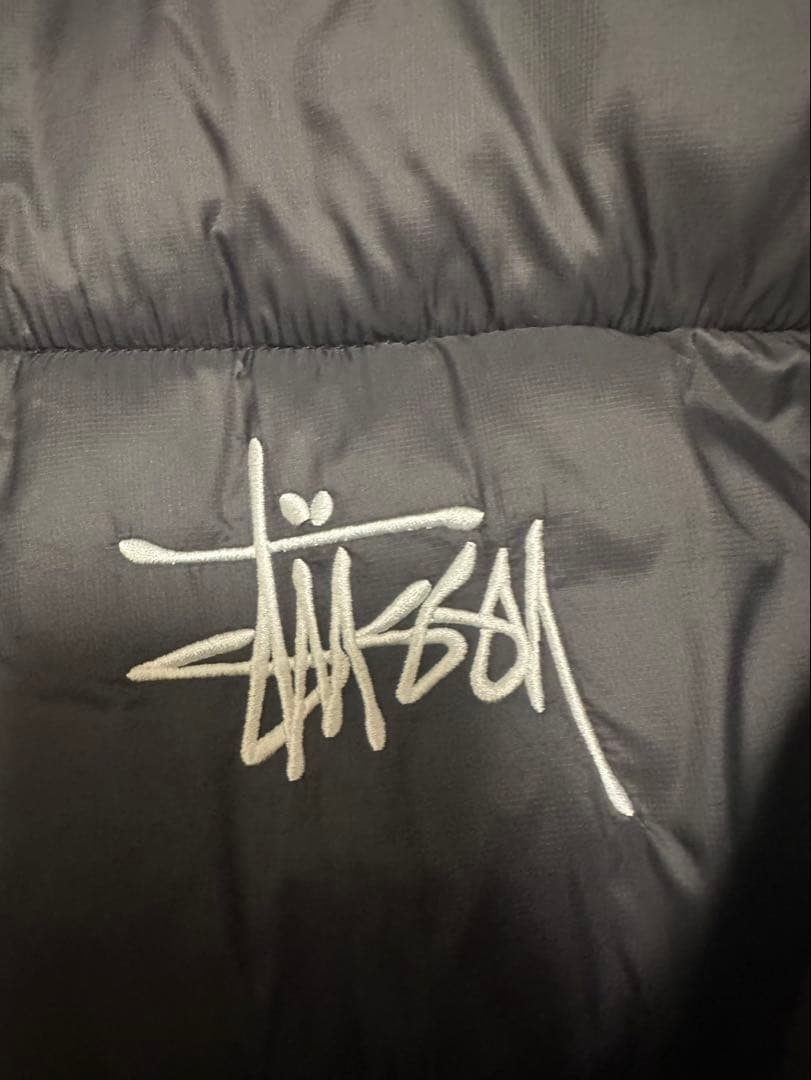 ひ*ほ様 1月30日までstussy ダウンジャケット　Sサイズ