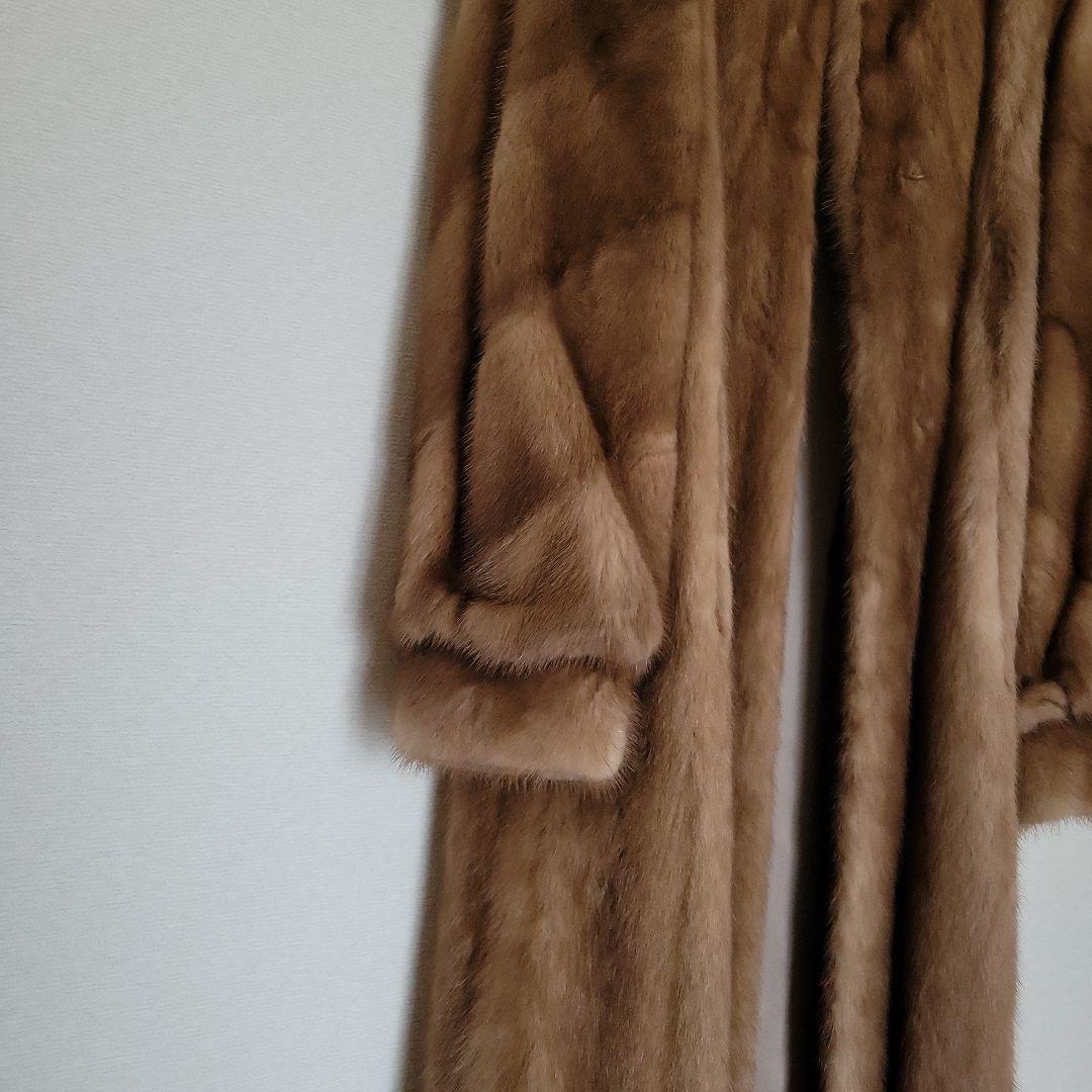 ブラウン毛皮ロングコート