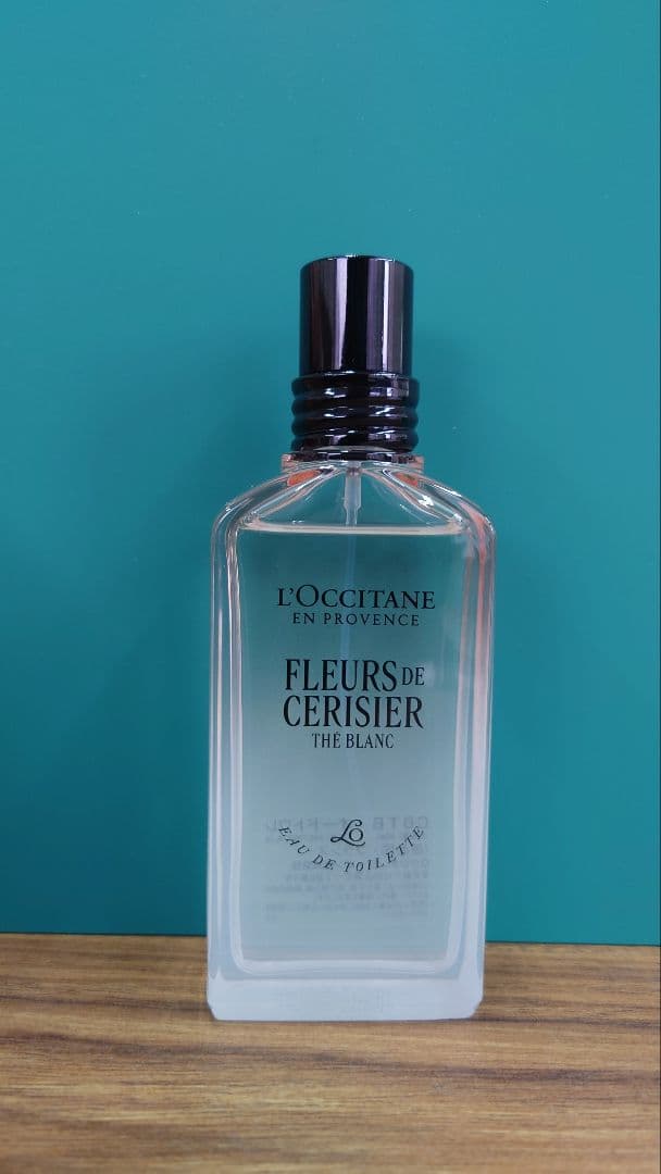 【1度のみ使用】ロクシタン テ・ブラン サクラ オードトワレ＋ハンドクリーム